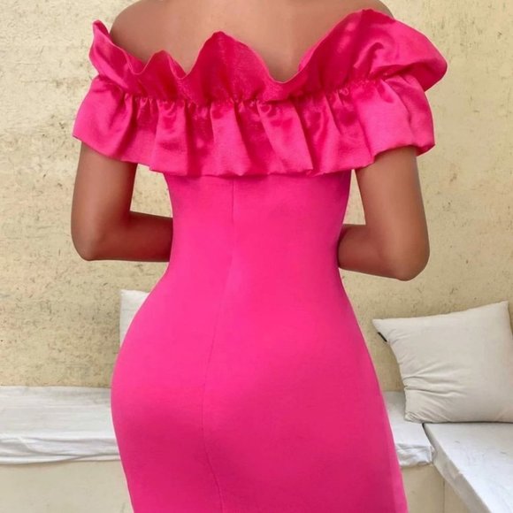 Pink Statement Ruffle Detail of the shoulder Bodycon Mini Dress - Picture 8 of 11